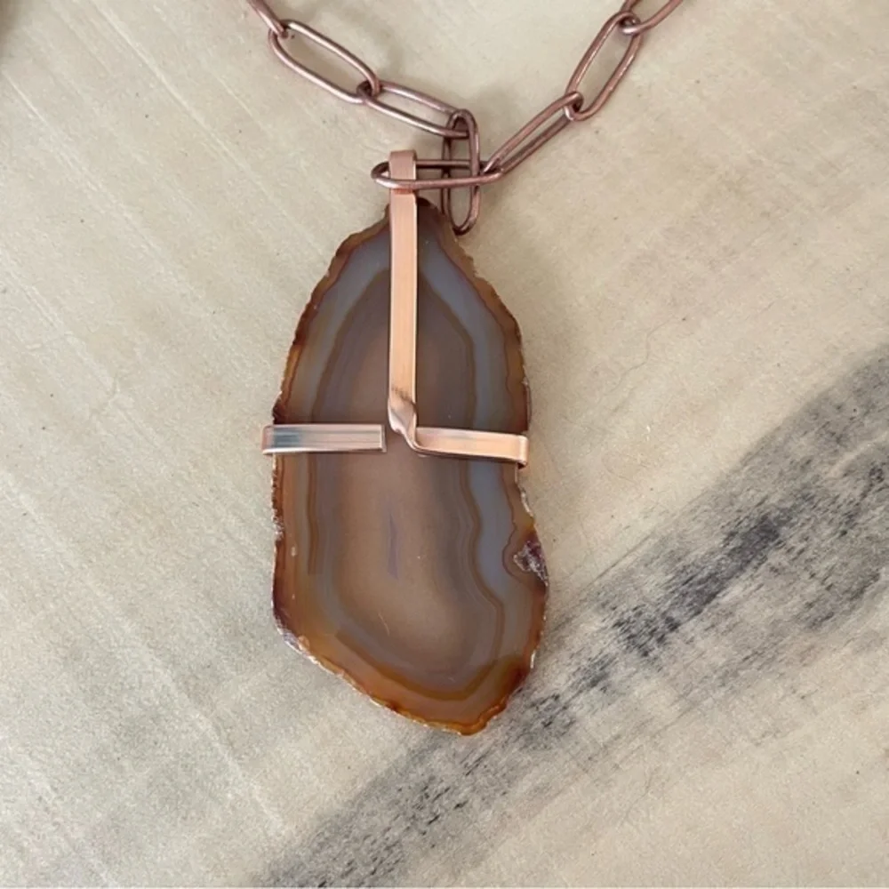 Handmade Necklace Copper Wrapped Agate Cream Yellow Pendant Paperclip Chain - Picture 5 of 7